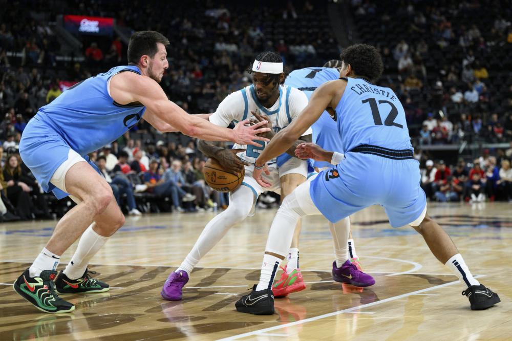 他没有沉浸 他没有沉浸