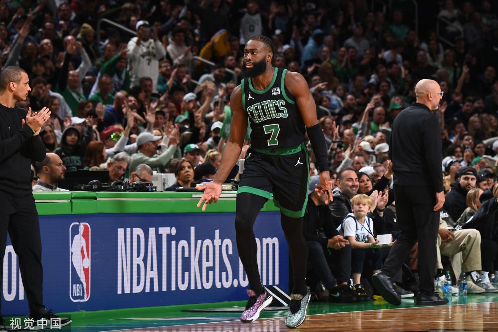 亚洲足球的 亚洲足球的