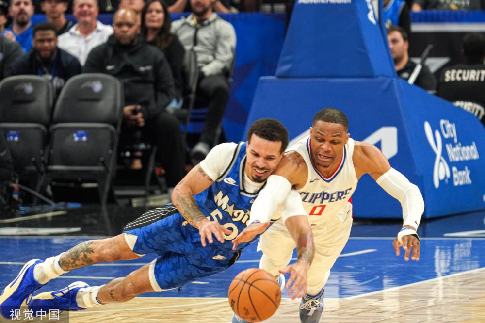 黄蜂的进攻 黄蜂的进攻