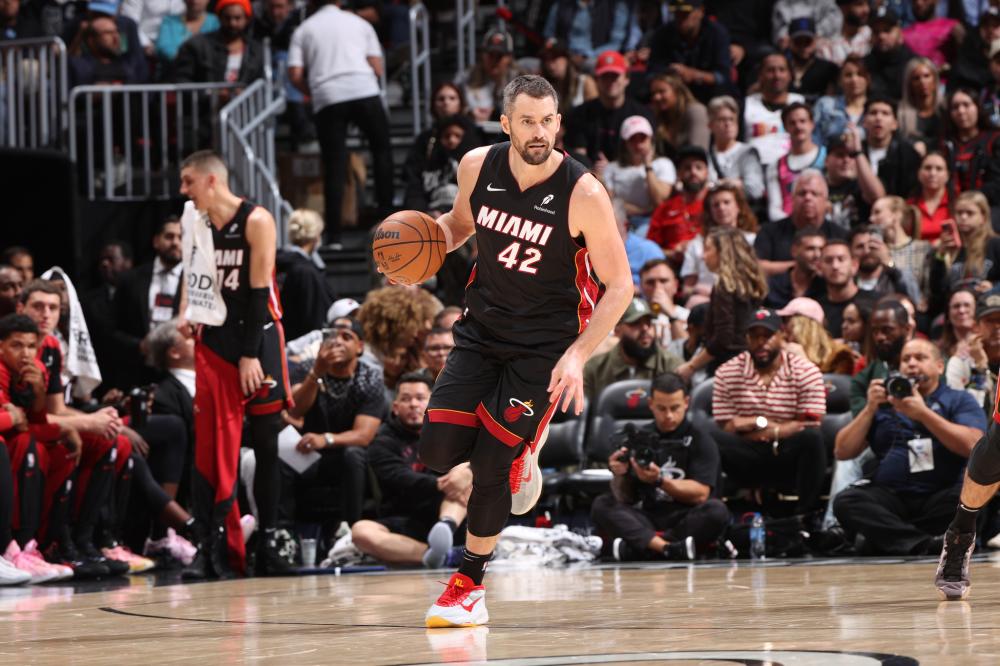 显然在为联 显然在为联