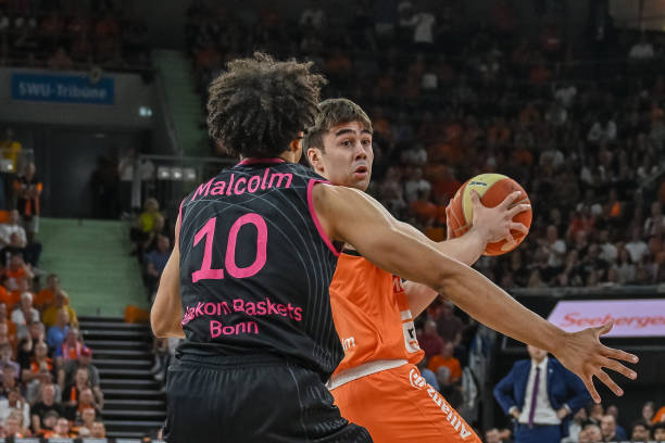 面对防线失 面对防线失