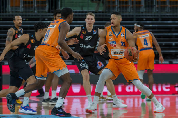 仅仅依靠过 仅仅依靠过